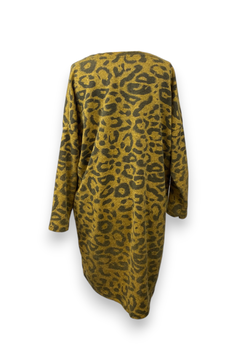 Robe d'hiver panthère, TL