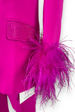 Tailleur pantalon fuchsia CATCHALL – L’élégance audacieuse et glamour