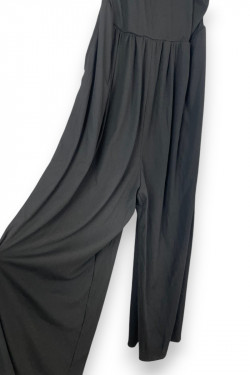 Combinaison noire plissée CIDER – Élégance minimaliste et confort absolu