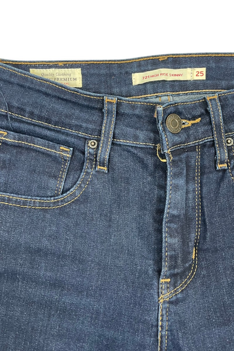 Jean Levi’s 721 High Rise Skinny – Taille haute et allure sculptée