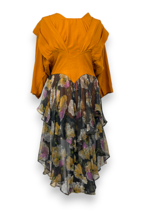 Robe à volants fait-main,...